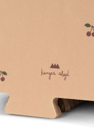 Konges Sløjd - حصيرة لعب بازل بنقشة الكرز