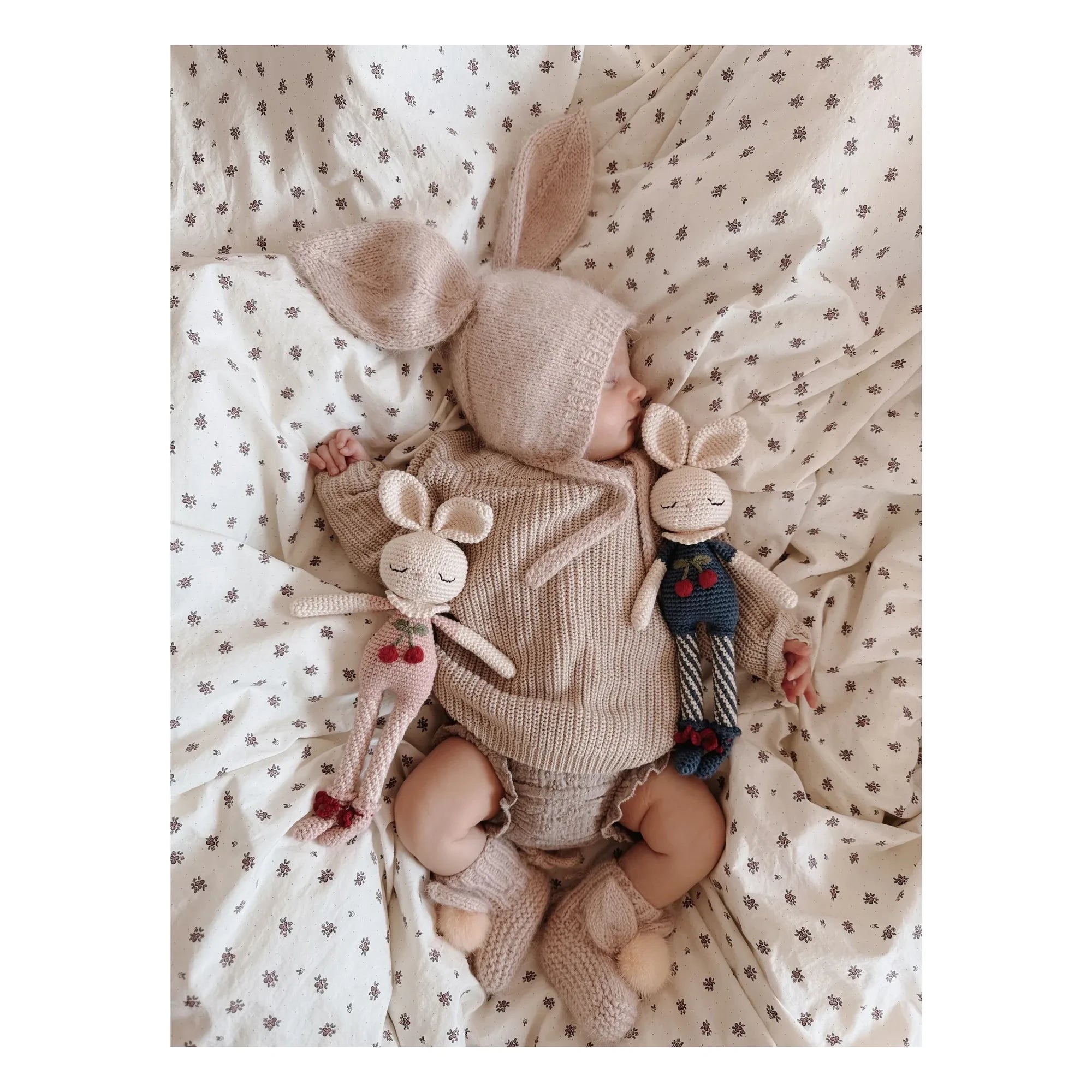 Patti Oslo - Britney the Rabbit yumuşak oyuncak | Lacivert