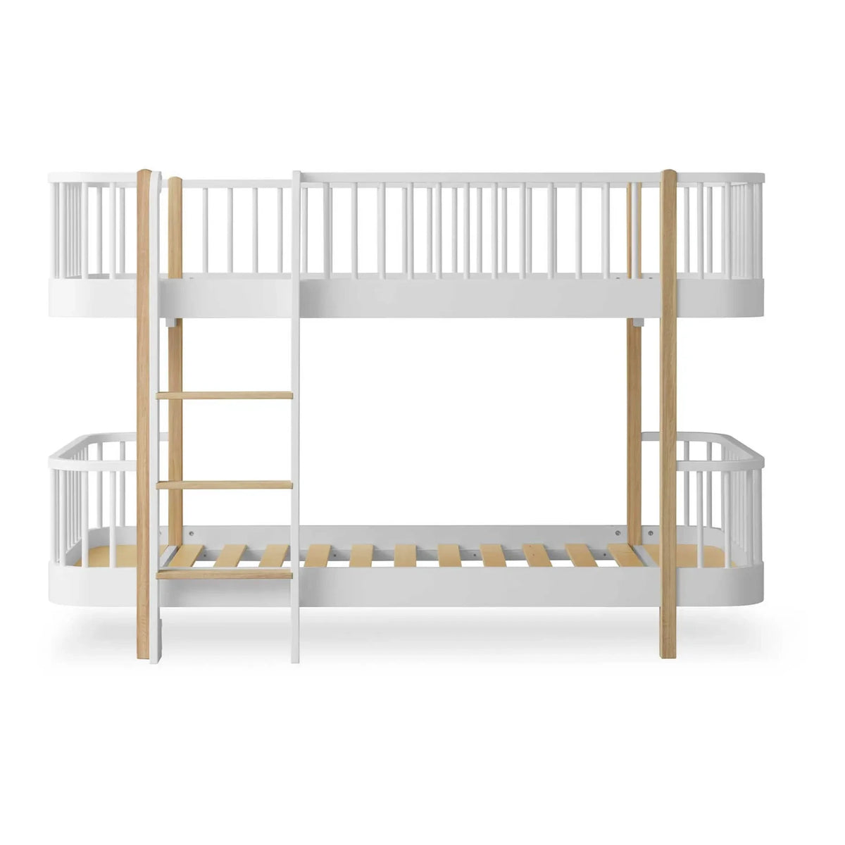 Oliver Furniture - سرير بطابقين خشبي متوسط الارتفاع | بلوط