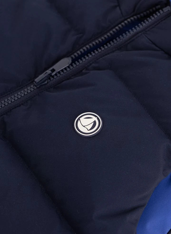 Petit Bateau - سترة منفوخة بقصة مستقرة وبدون أكمام | أزرق