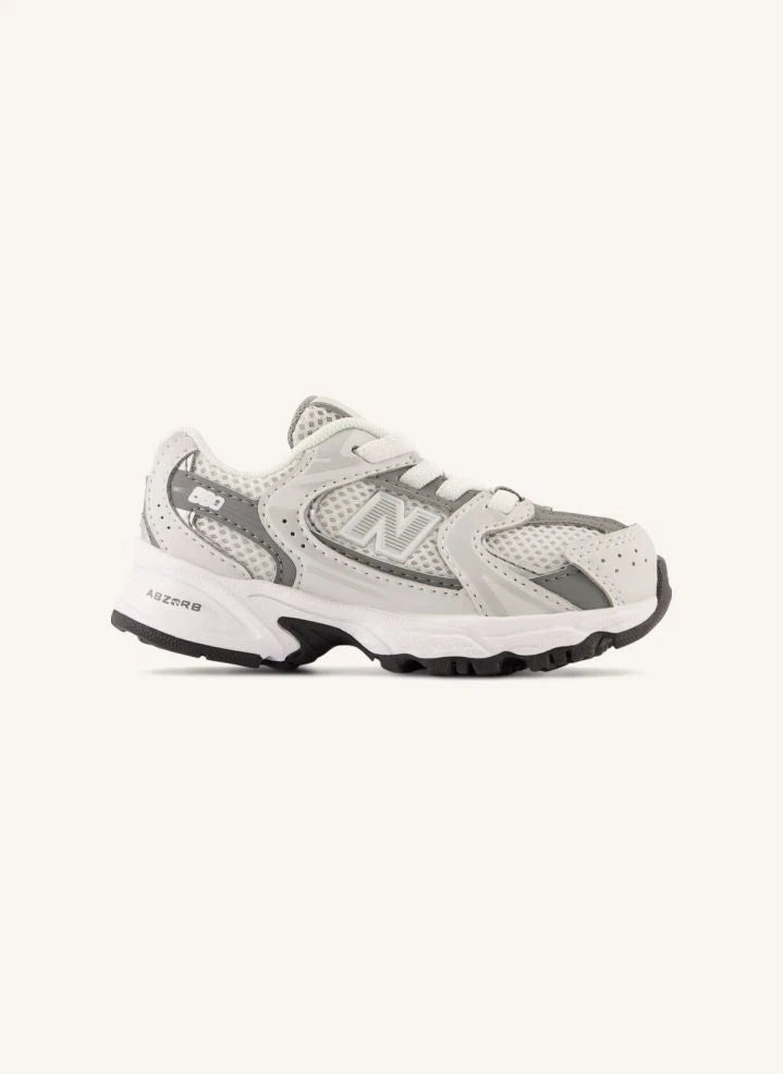 New Balance - حذاء رياضي مرن برباط 530 | رمادي