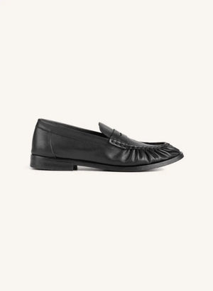 Garment Project - Charlie Deri Loafer | أسود