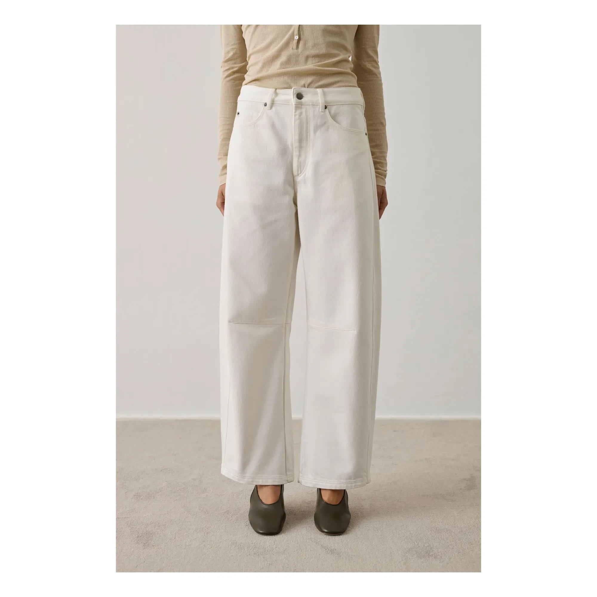 Soeur - Jean Eliott | White