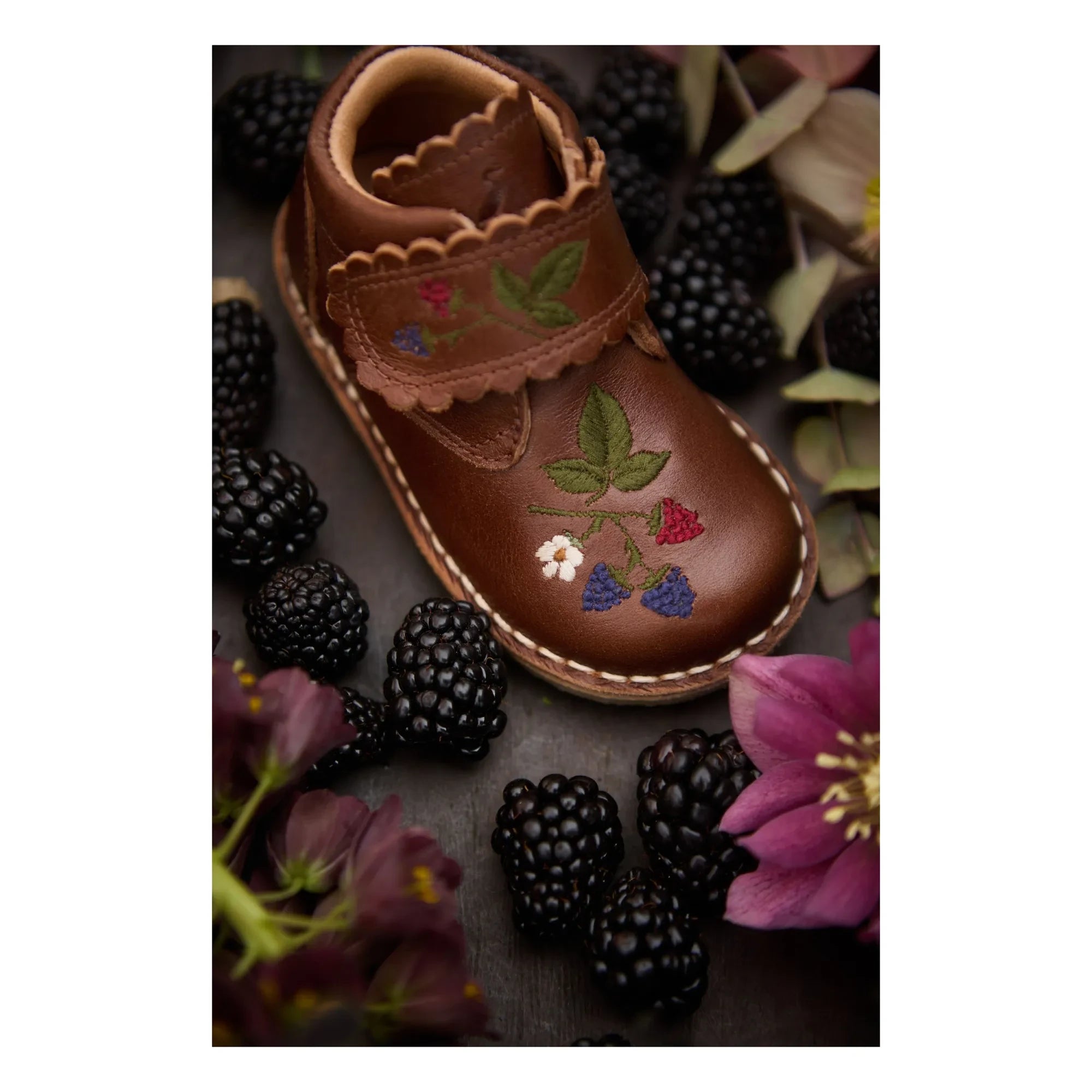 Petit Nord - Scallop Blackberries Scratch Boots - Uniqua Koleksiyonu | Kahverengi