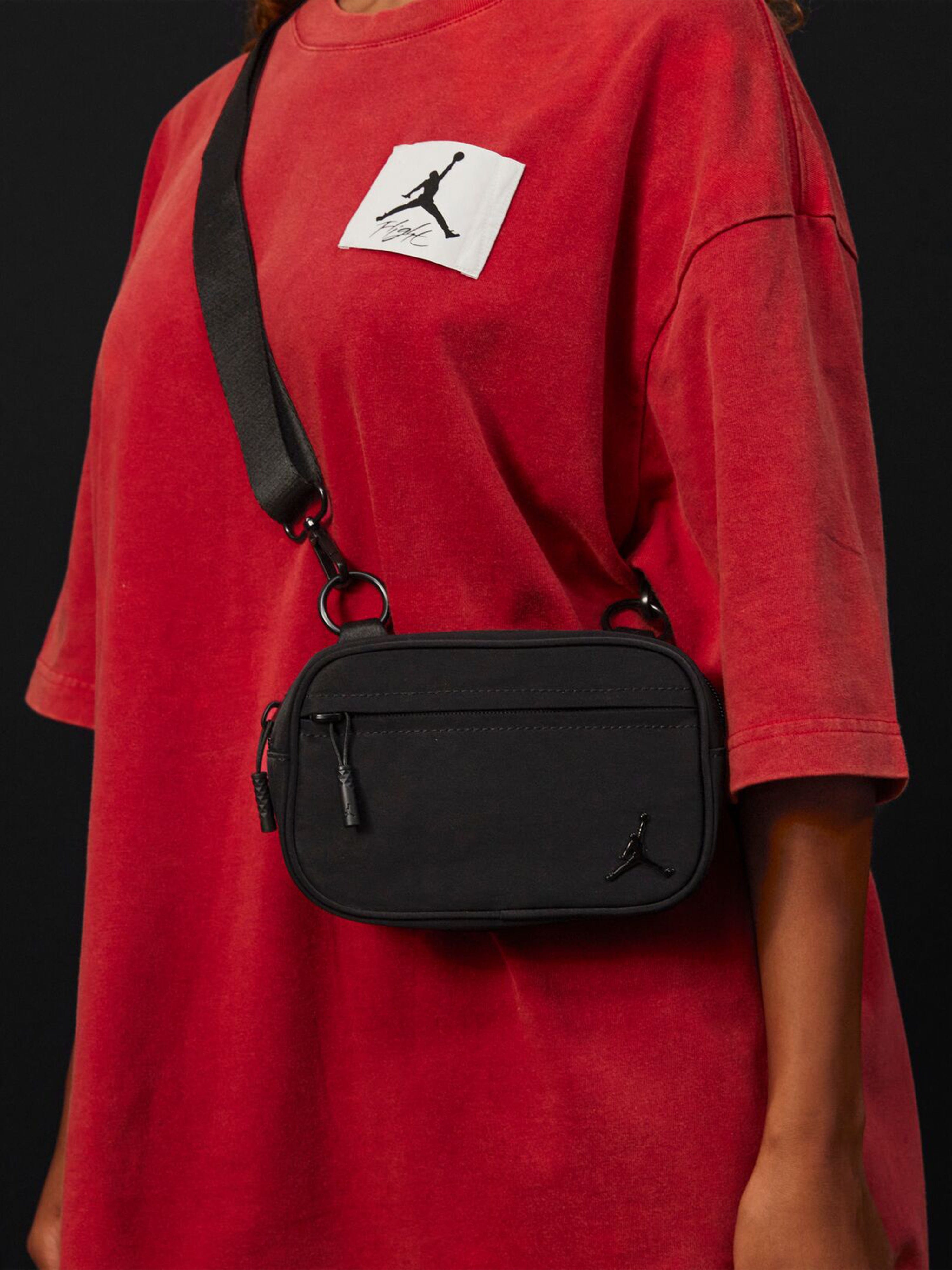 Jordan Kids Alpha Camera Bag in Black (18cm)