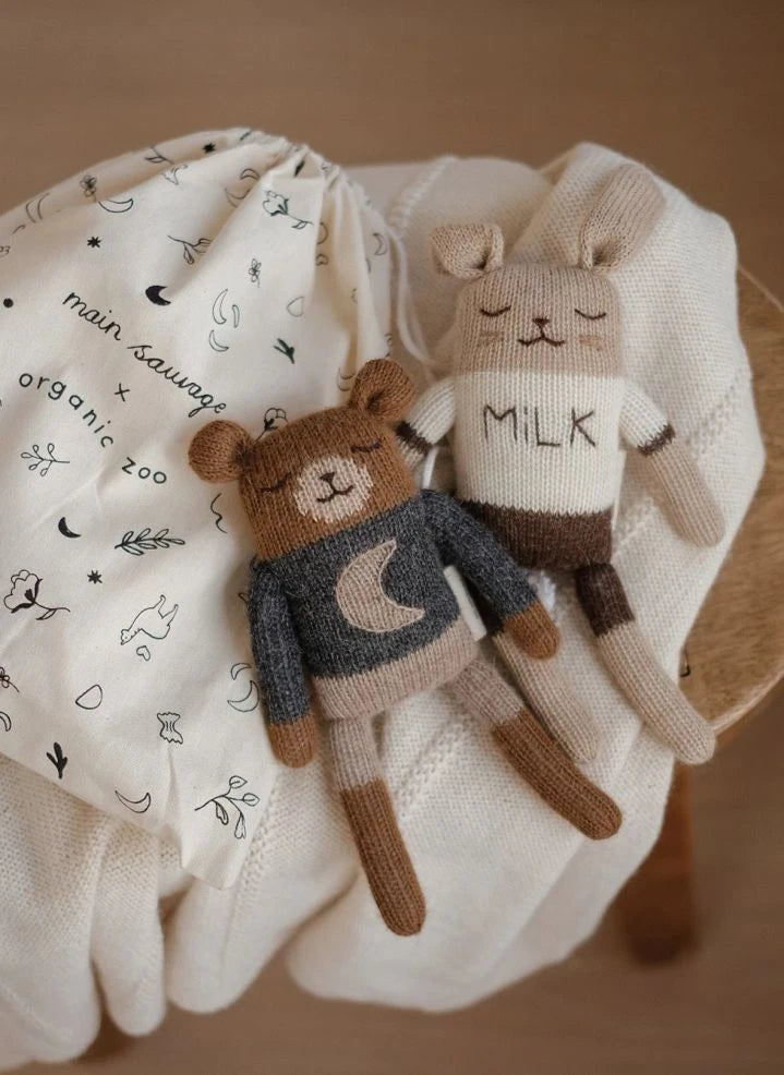 Main Sauvage - Midnight Teddy Bear | أزرق منتصف الليل