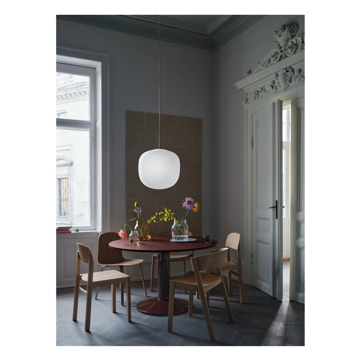 Muuto - Midst Yuvarlak Masa | Bordo
