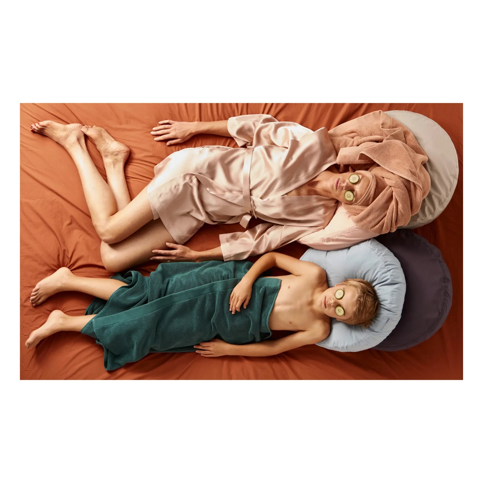 Suite 702 - Organik Pamuk Percale Yuvarlak Minder | Pudra Pembe