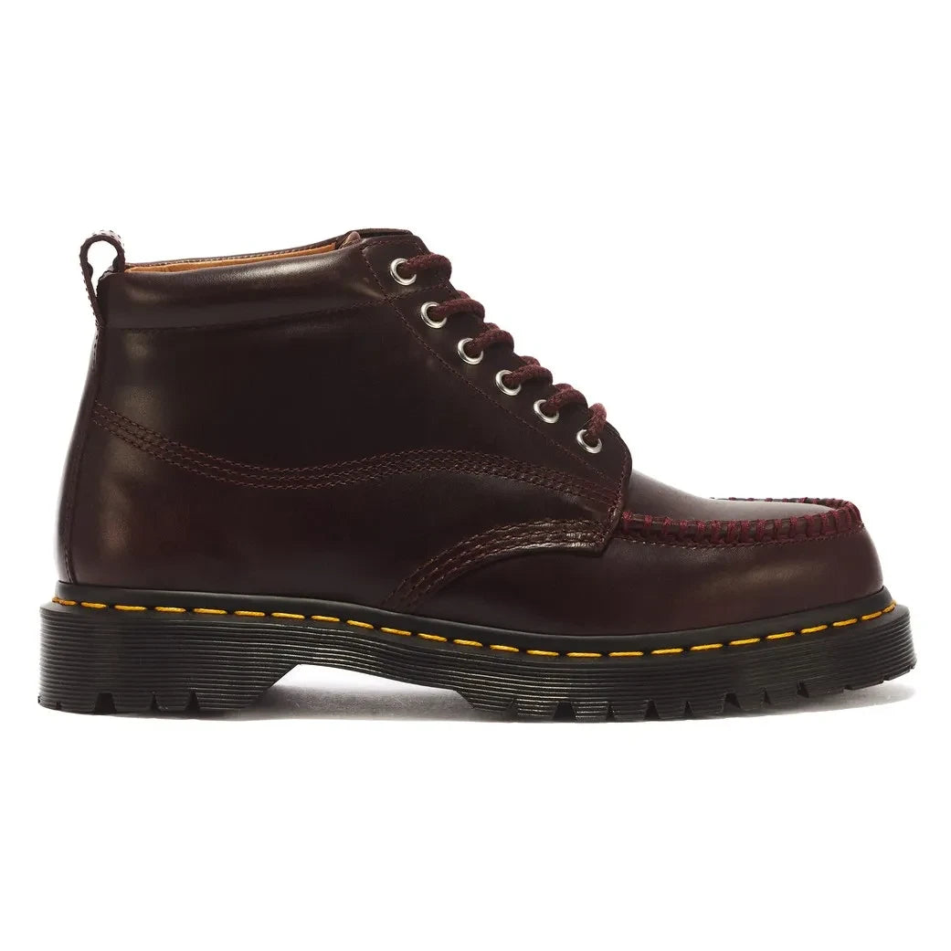 Dr Martens - أحذية Lowell Chukka ذات الخياطة العلوية وبأربطة | بني مثلج