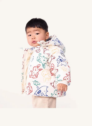 Petit Bateau - معطف داون للأطفال بلون إكرو بنقشة حيوانات