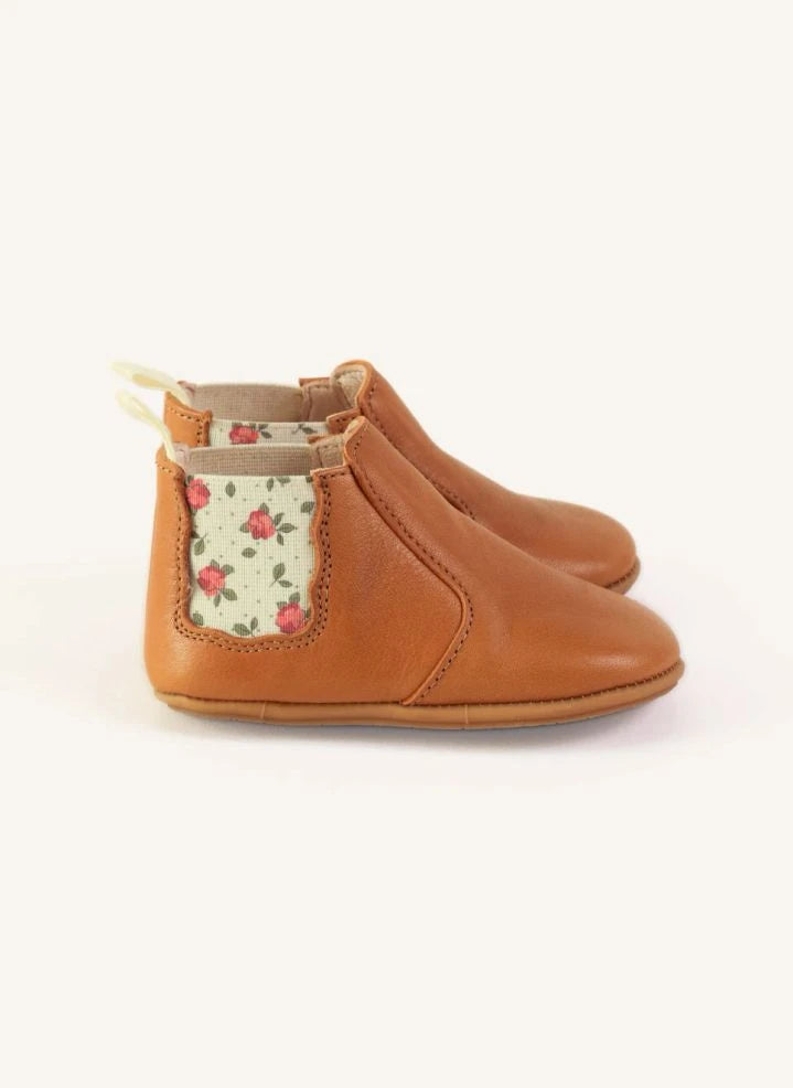 Lazare - Oscar Flowers نعل | Camel