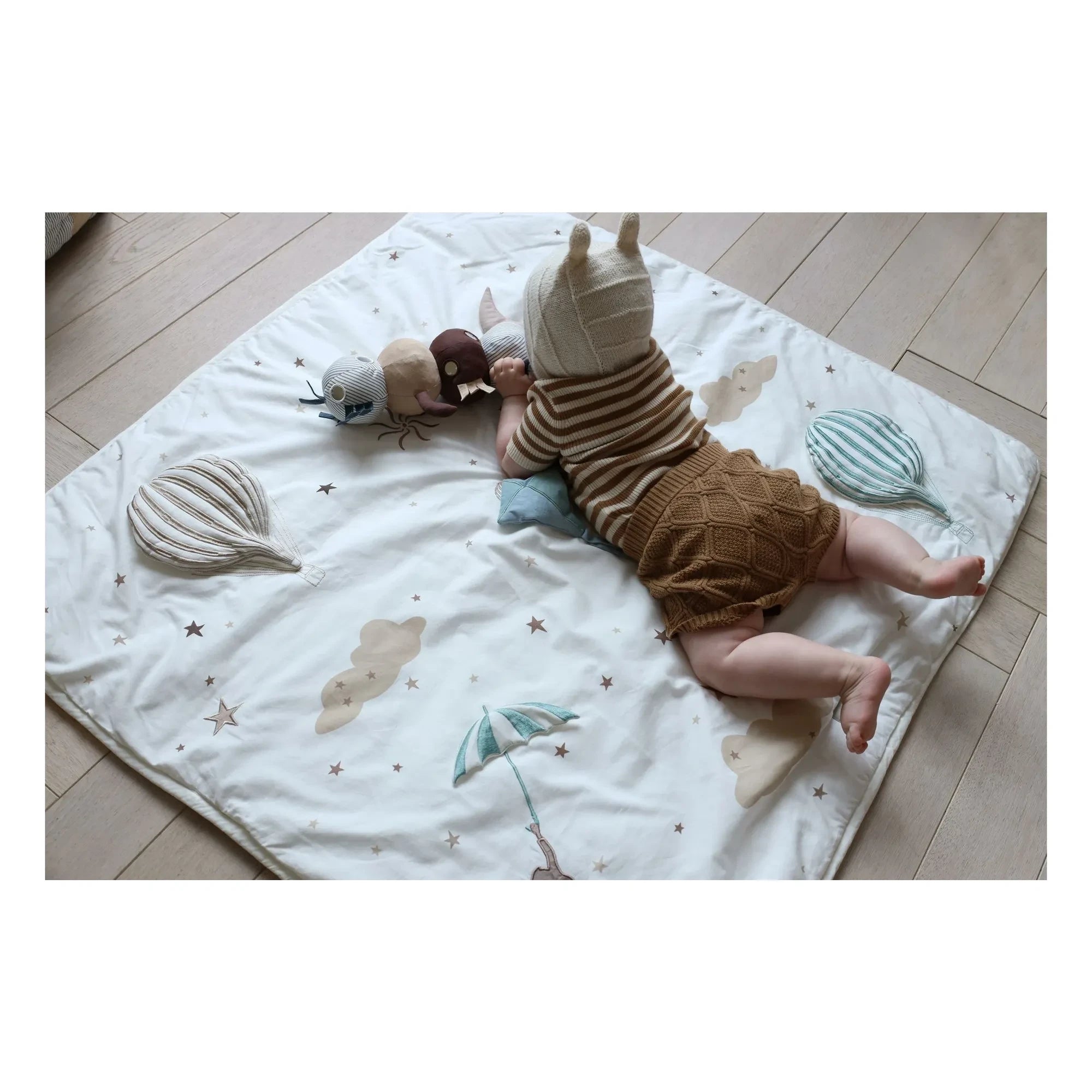 Cam Cam - Dreamland oyun matı | Bej