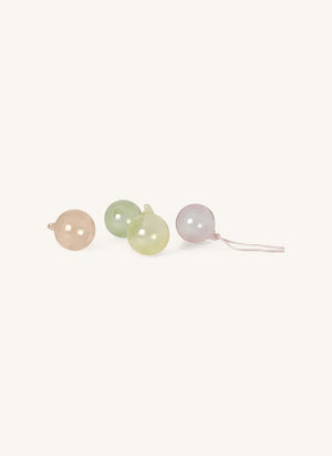 Ferm Living - زينة كريسماس زجاجية باستيل - مجموعة من 4 قطع