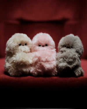 arabic
Mirumi - روبوت لعبة صغير قطيفي بصوت وحركة وذكاء عاطفي