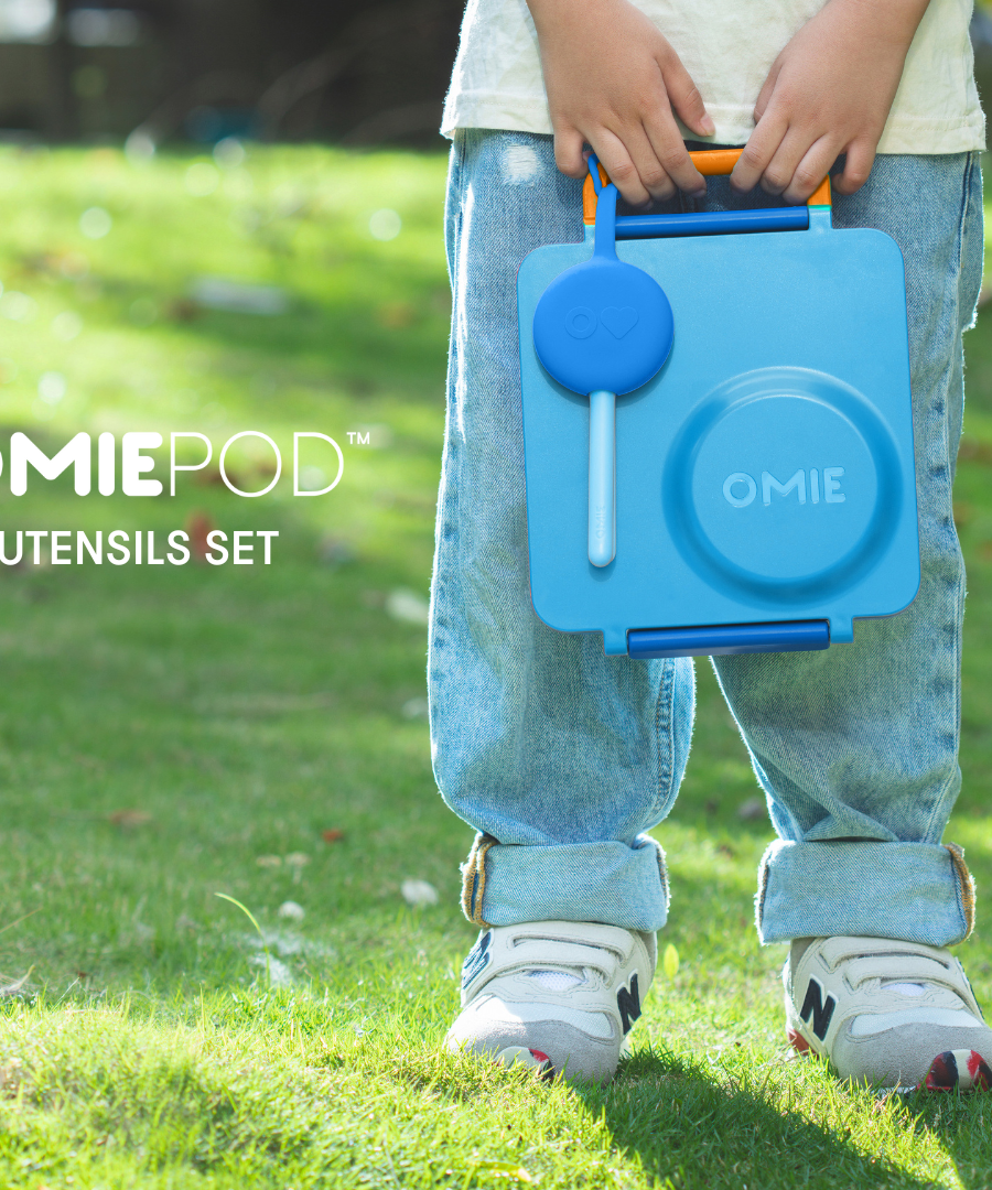 Omiebox - مجموعة شوكة وملعقة من السيليكون OmiePod Capri باللون الأزرق