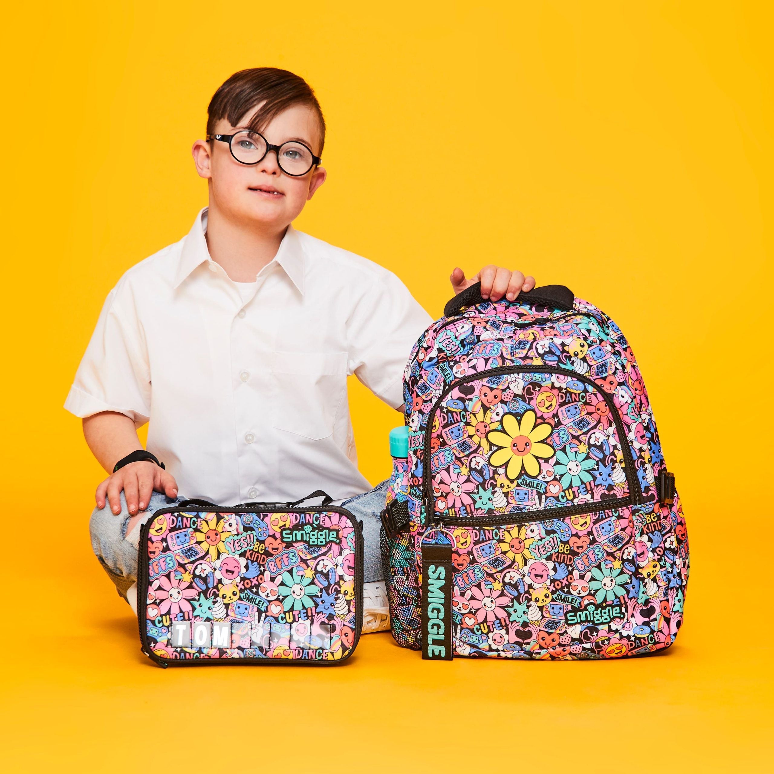 Smiggle - حقيبة ظهر مدرسية كلاسيكية برايت سايد