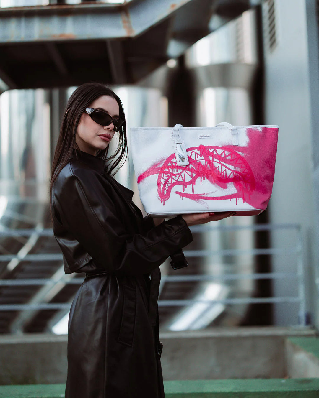 Sprayground - حقيبة توت كتف ستورم باللونين الوردي والأبيض