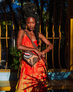 Sprayground - حقيبة Hennyville كروس بودي للخصر والكتف