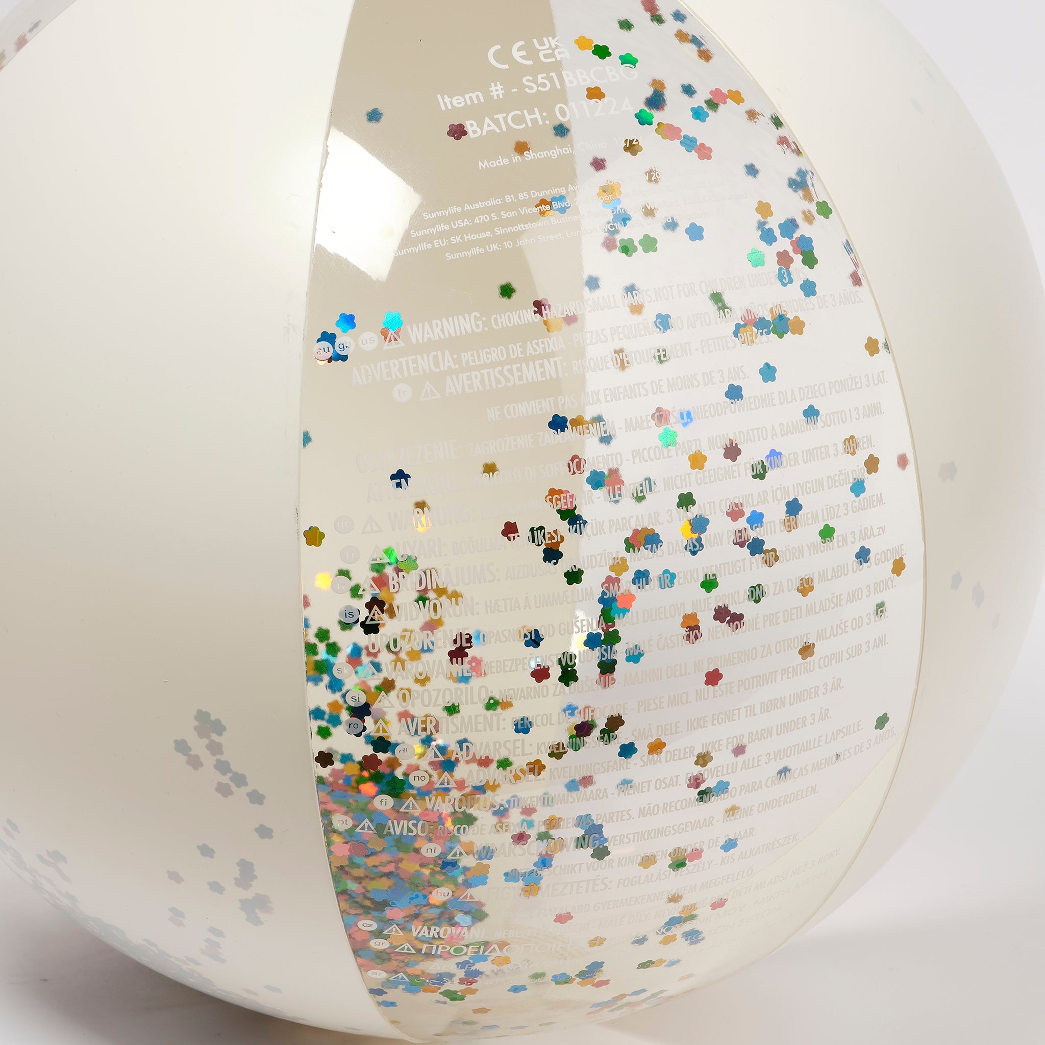 Sunnylife - كرة شاطئ قابلة للنفخ لامعة بنكهة القطن الحلو