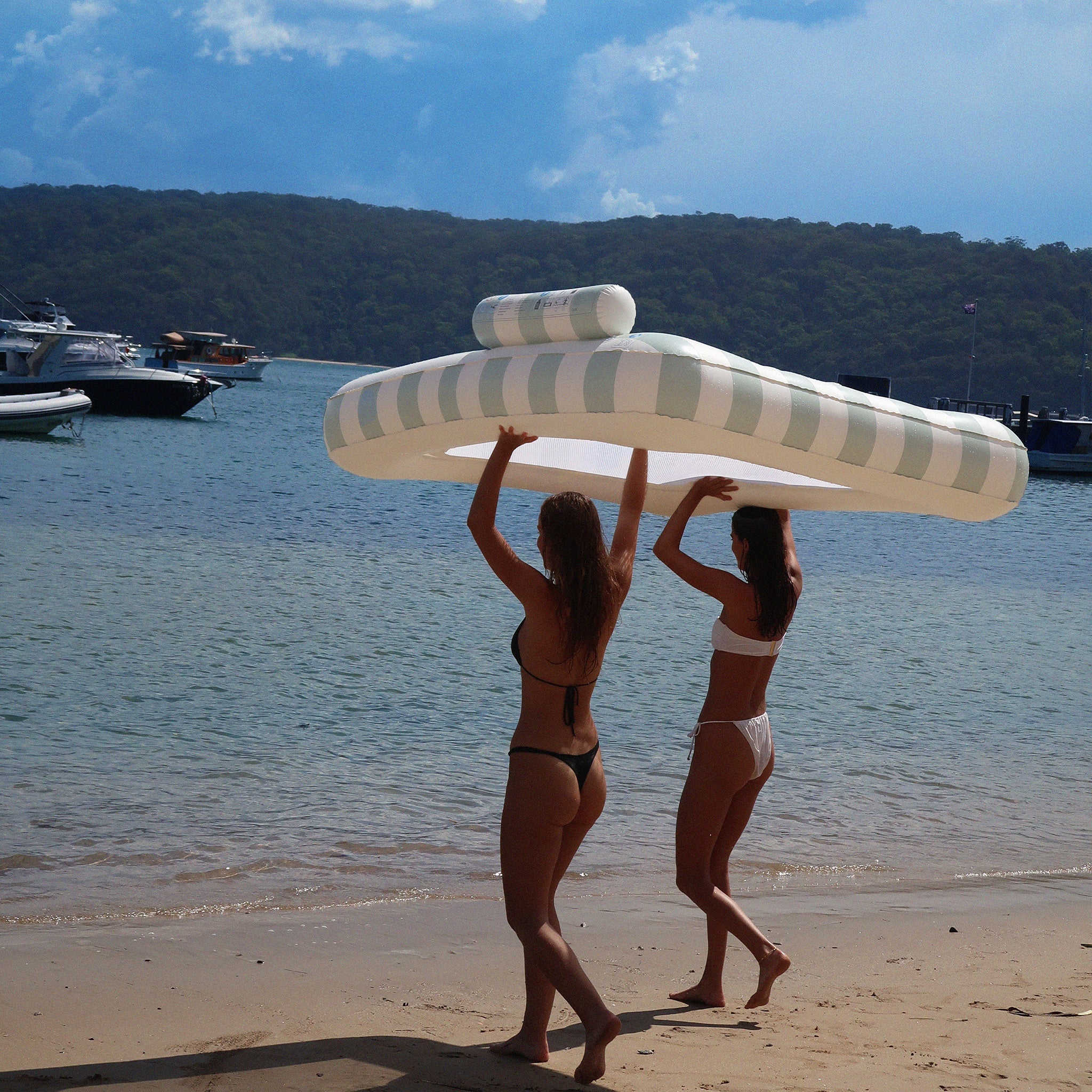 Sunnylife - Vacay Soft مرتبت بحري قابل للنفخ مزدوج