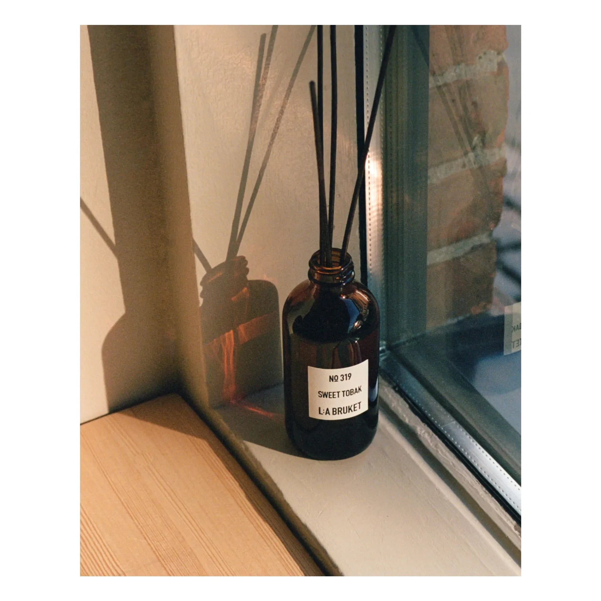 L:A BRUKET - Sweet Tobak Home Oda Kokusu - 200 ml | Renksiz