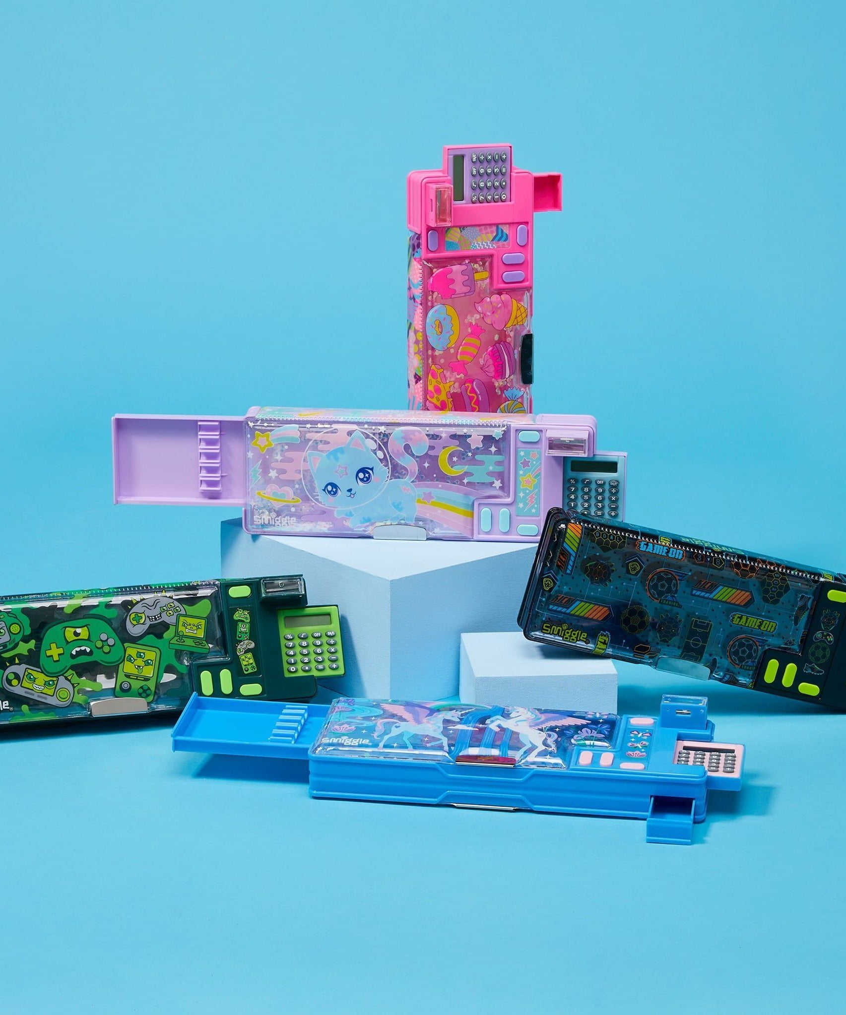 Smiggle - İsimlikli Futbol Tutkusu Hesap Makineli Pop Out Otomatik Kalem Kutusu-Dinossi