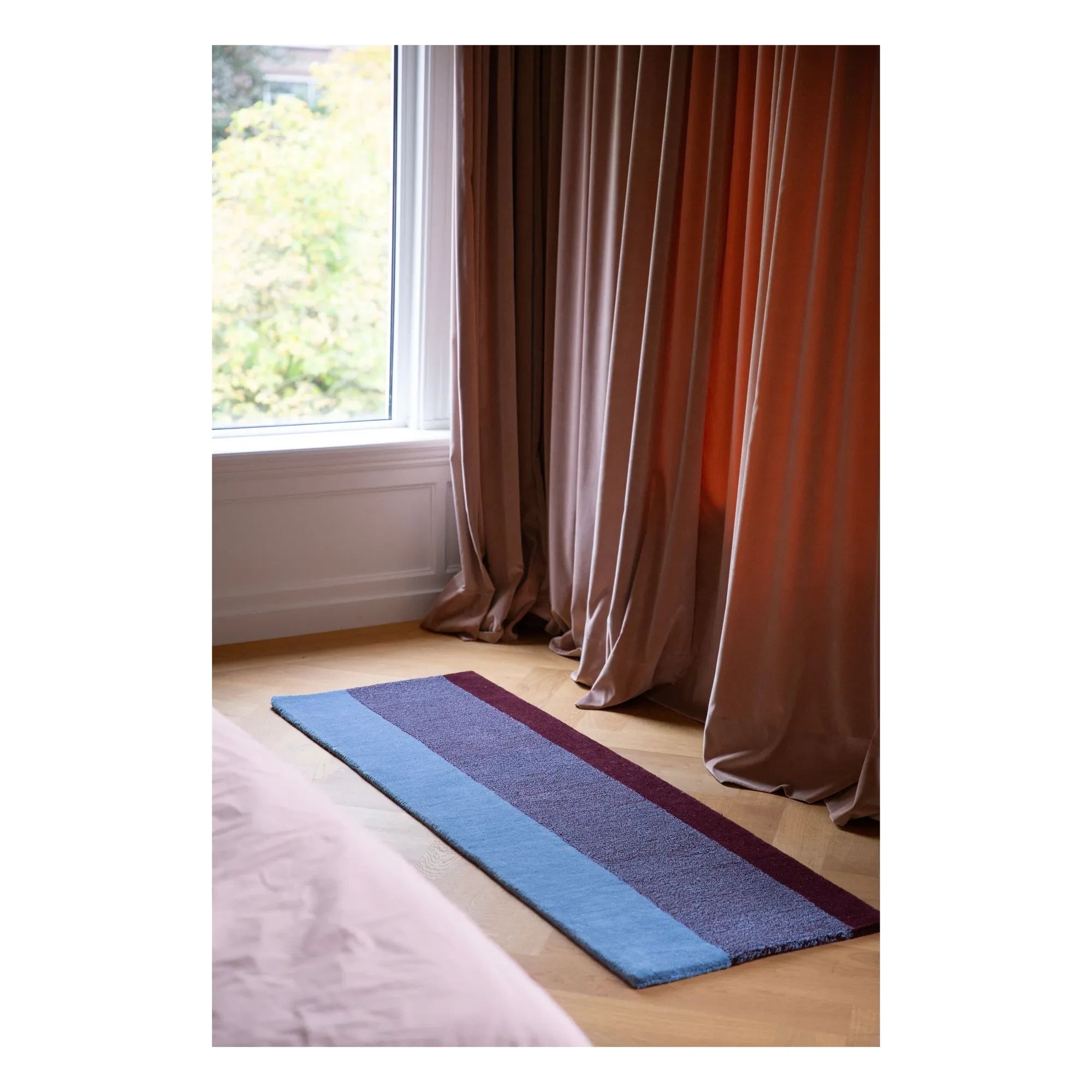 Suite 702 - Yün halılar | Bordo