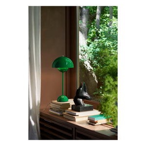 & Tradition - VP3 Flowerpot Masa Lambası - Verner Panton, 1969 | Yeşil
