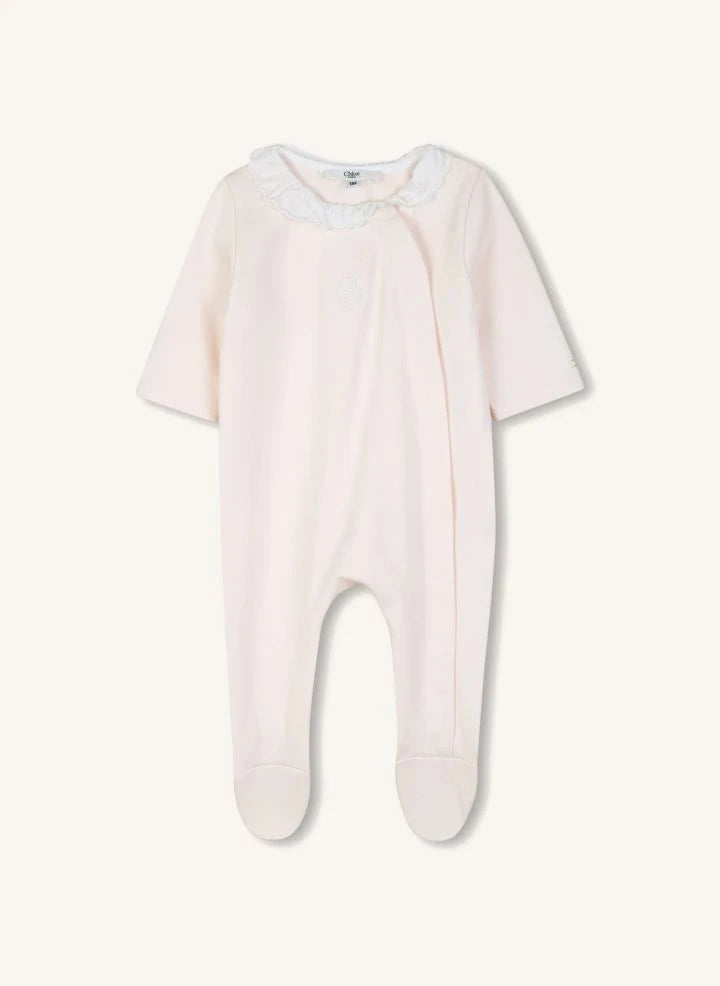 Chloé - Organik Pamuk İşlemeli Pijama, Şapka ve Önlük Seti | Lychee Pembe