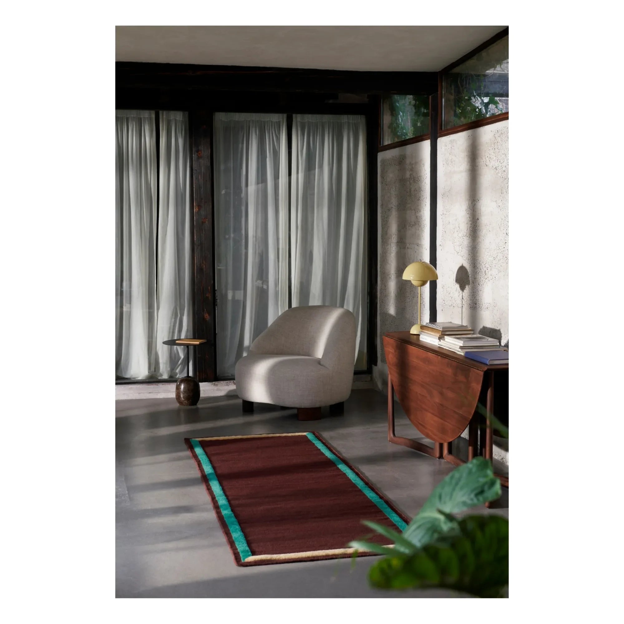 & Tradition - Çerçeveli Halı | Bordo