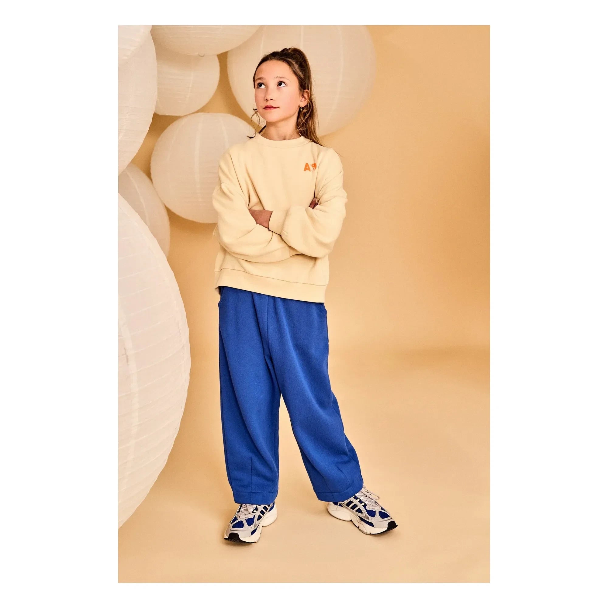 AO76 - Sweat Violeta Sorry | Bej