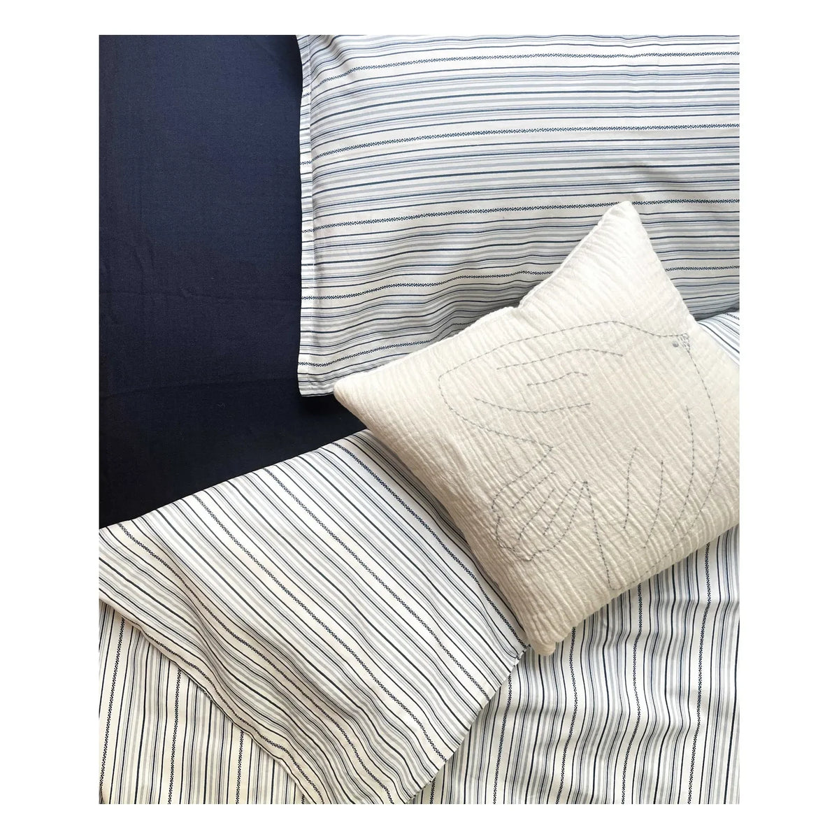 Editions Aimable - Paulette nevresim takımı | Azure Stripes Poplin