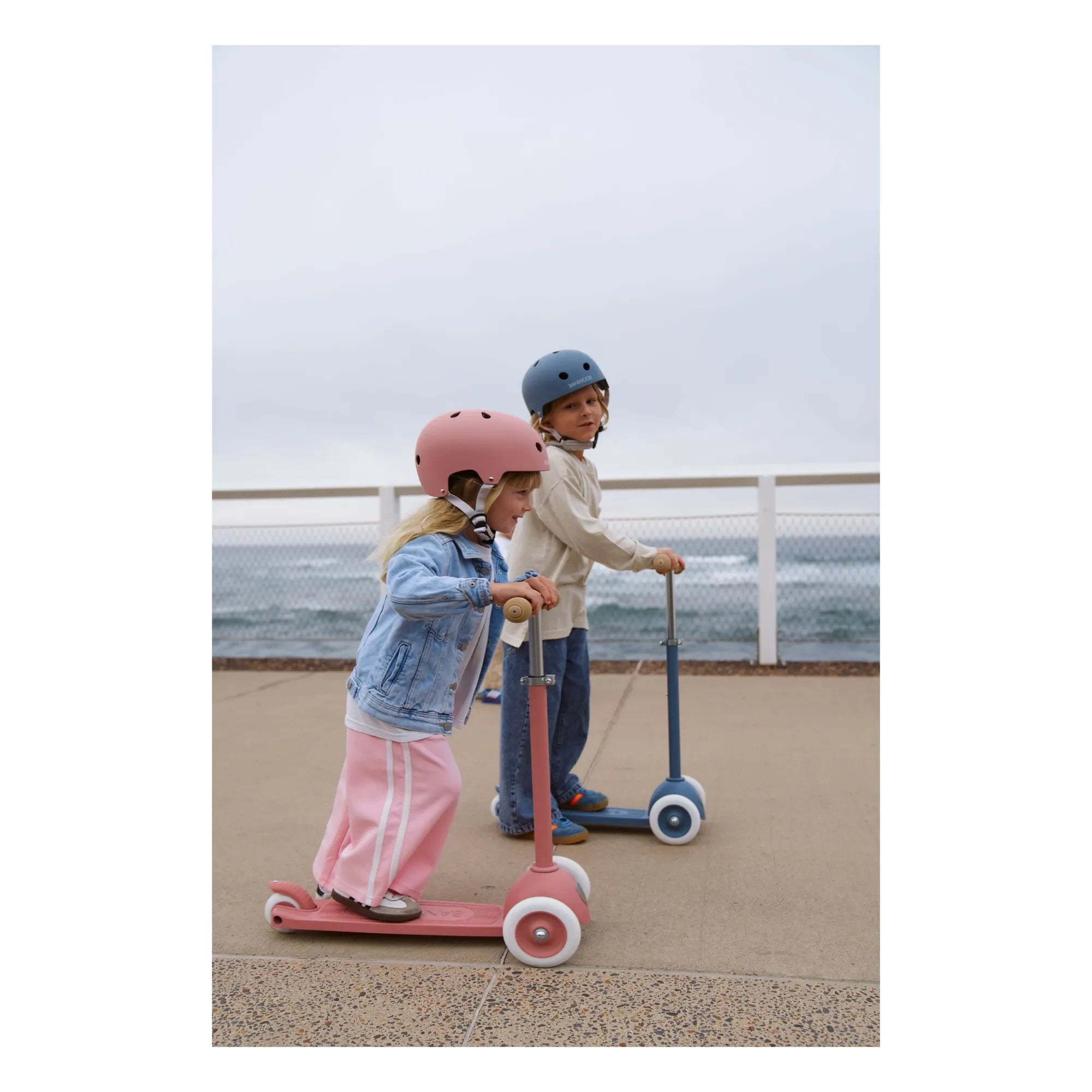 Banwood - Eco kask | Mavi