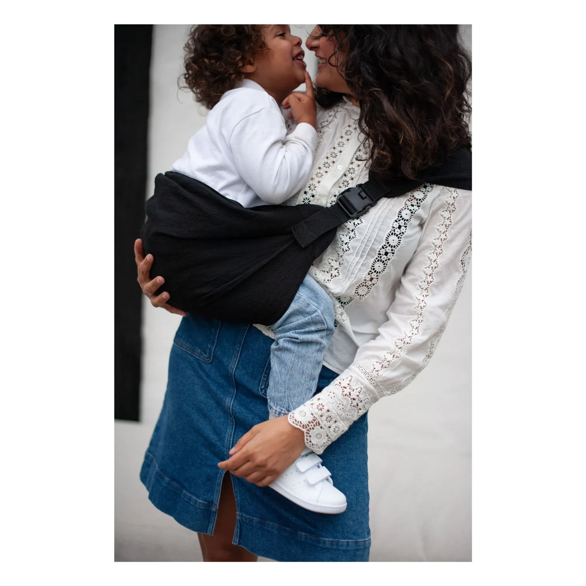 Mama Hangs - Carry &amp; Walk bebek taşıyıcı | Siyah