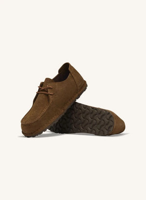 BIRKENSTOCK - Utti لوفر سويدي مزود بأربطة | بني غامق