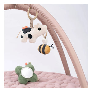 Done by deer - Tiny Farm oyun matı | Pembe
