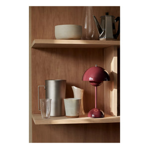 & Tradition - VP9 Flowerpot Taşınabilir Masa Lambası, Vernon Panton | Erik