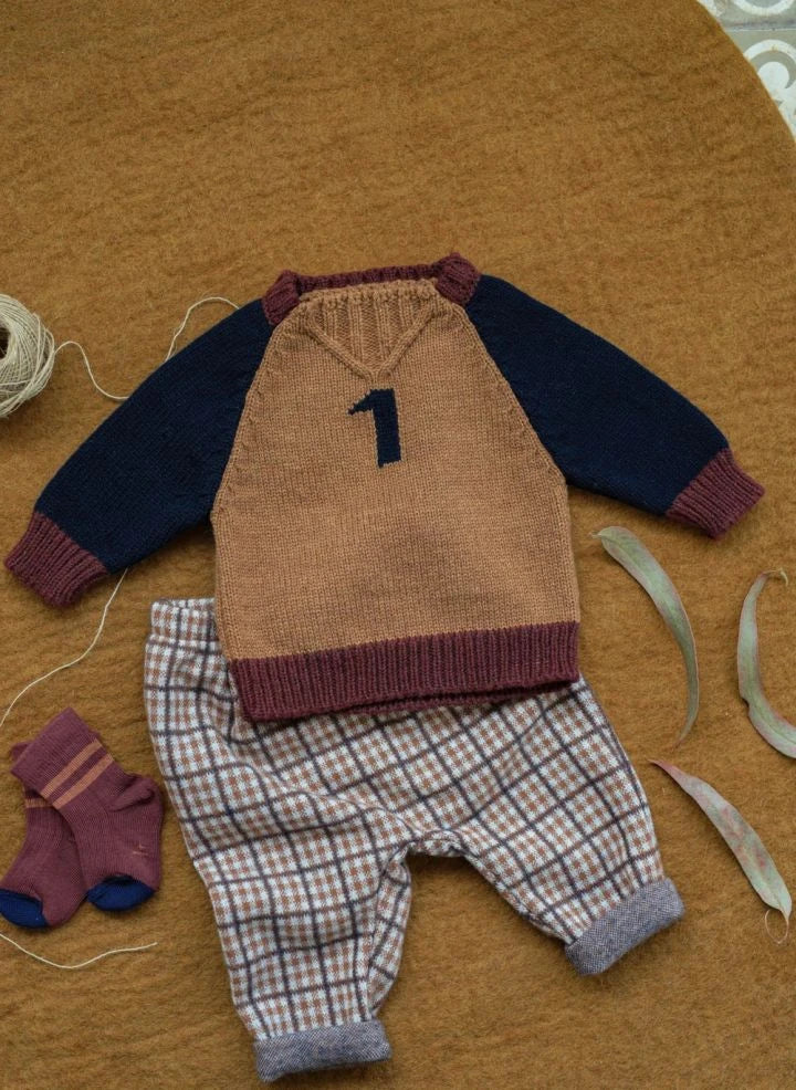 1+ in the family - Patrick Merino Yün Kazak | Kahverengi