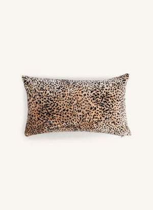عائلة سوشياليت - وسادة قماش مخملية مزخرفة ب leopard روزانا × عائلة سوشياليت