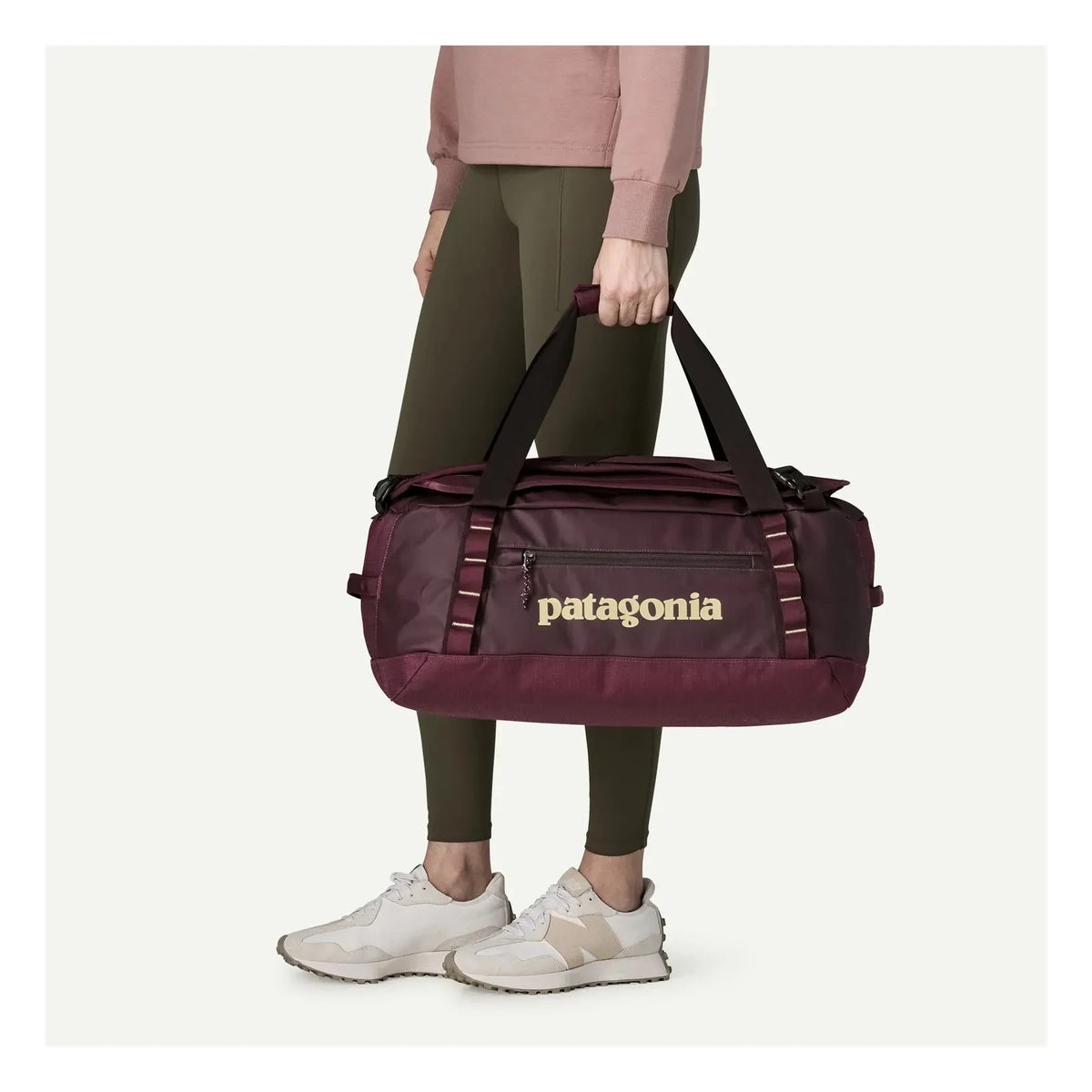 Patagonia - Black Hole 40L Duffel Çanta | Bordo