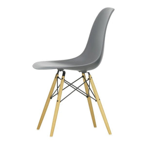 Vitra - DSW plastik sandalye - akçaağaç taban - Charles & Ray Eames | Granit