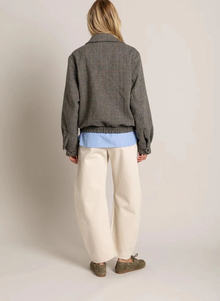 Smallable Woman - Jean Barrel London | Ekru