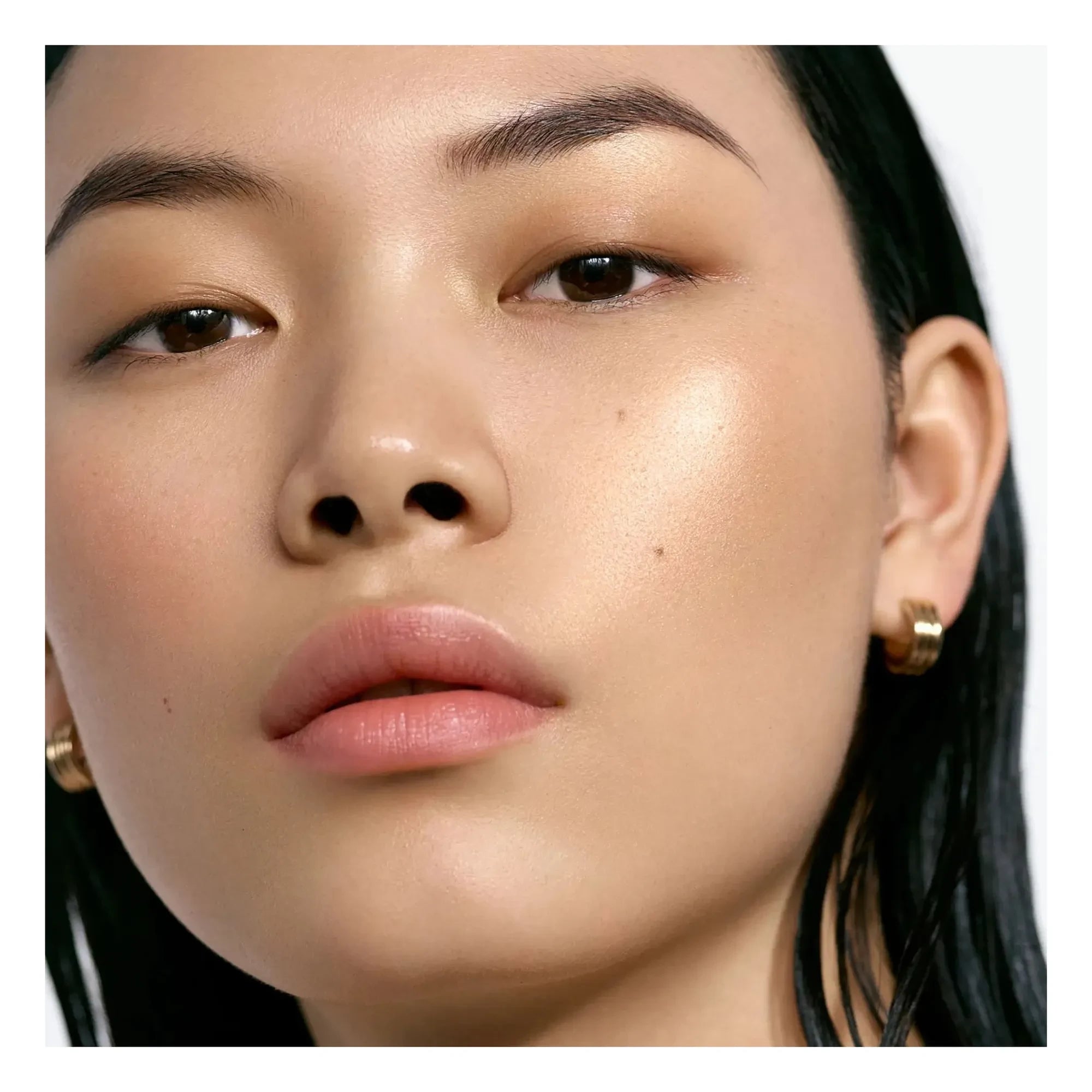 Rose Inc - Solar Radiance nemlendirici krem aydınlatıcı refill | Prismatic