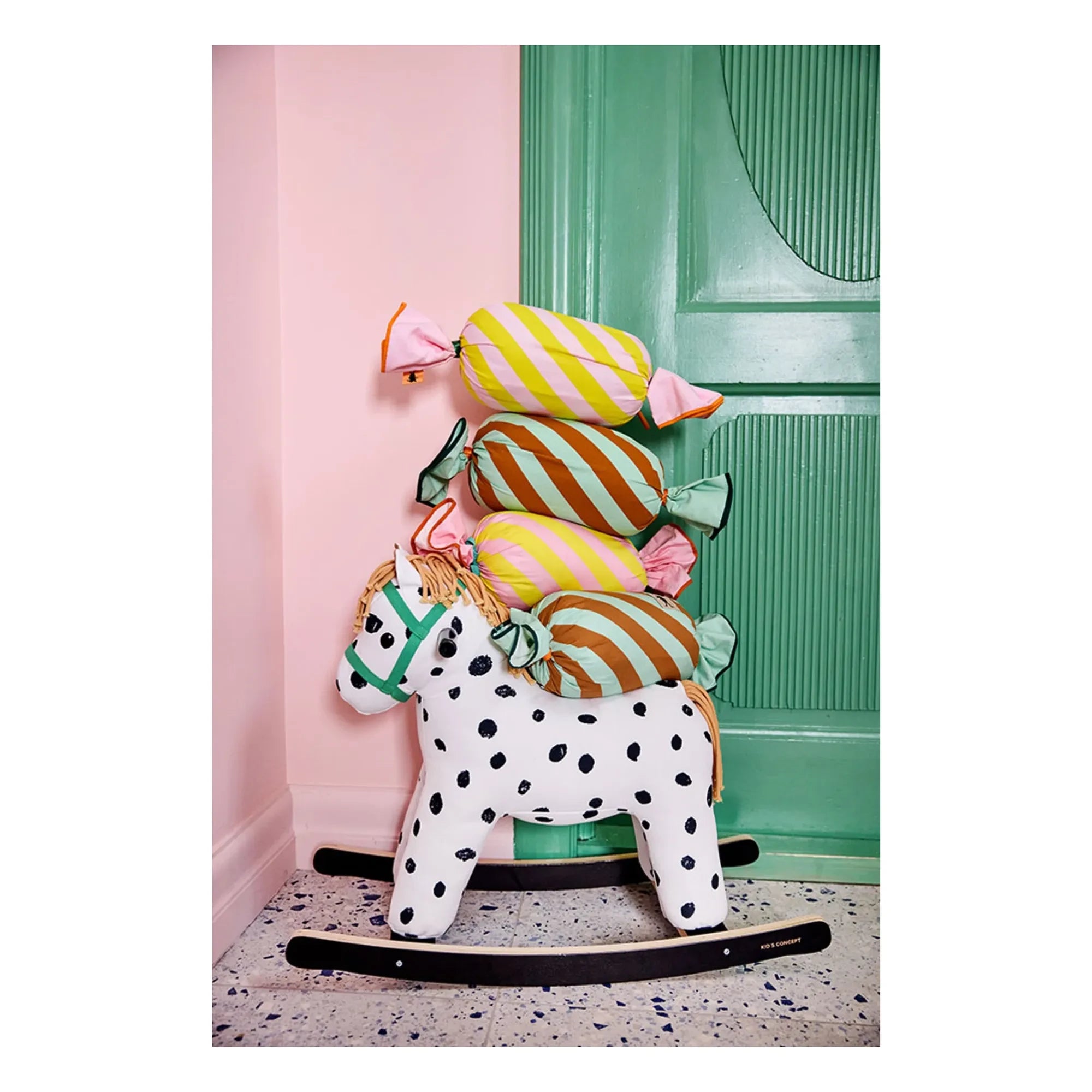 Kid's Concept - Pippi sallanan at