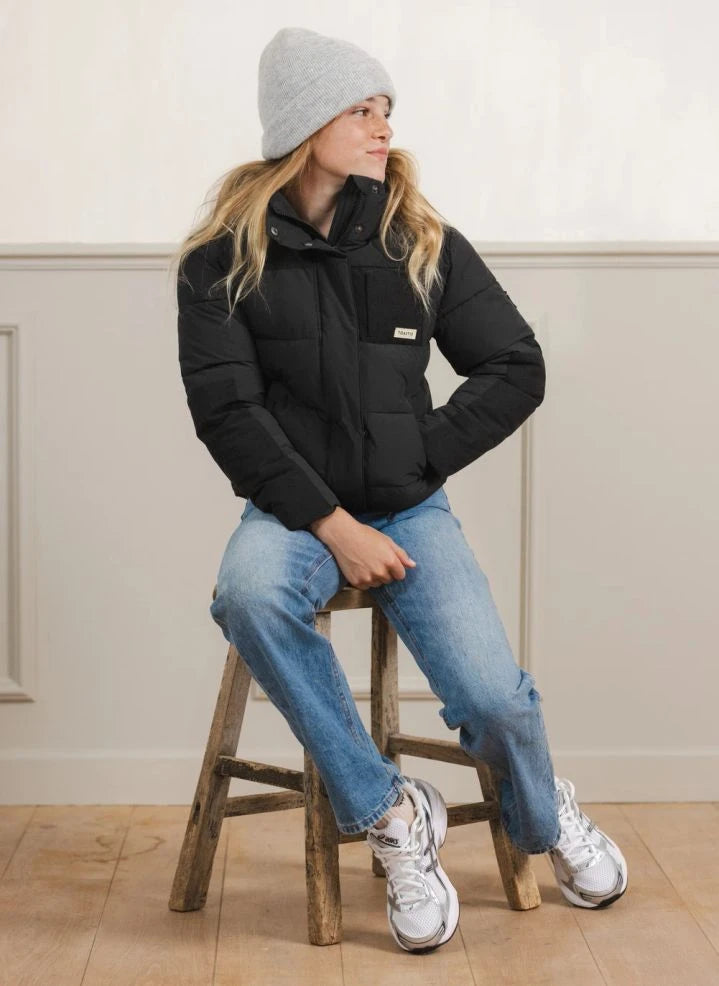 Töastie - هليكس معطف محشو بألياف معاد تدويرها | أسود