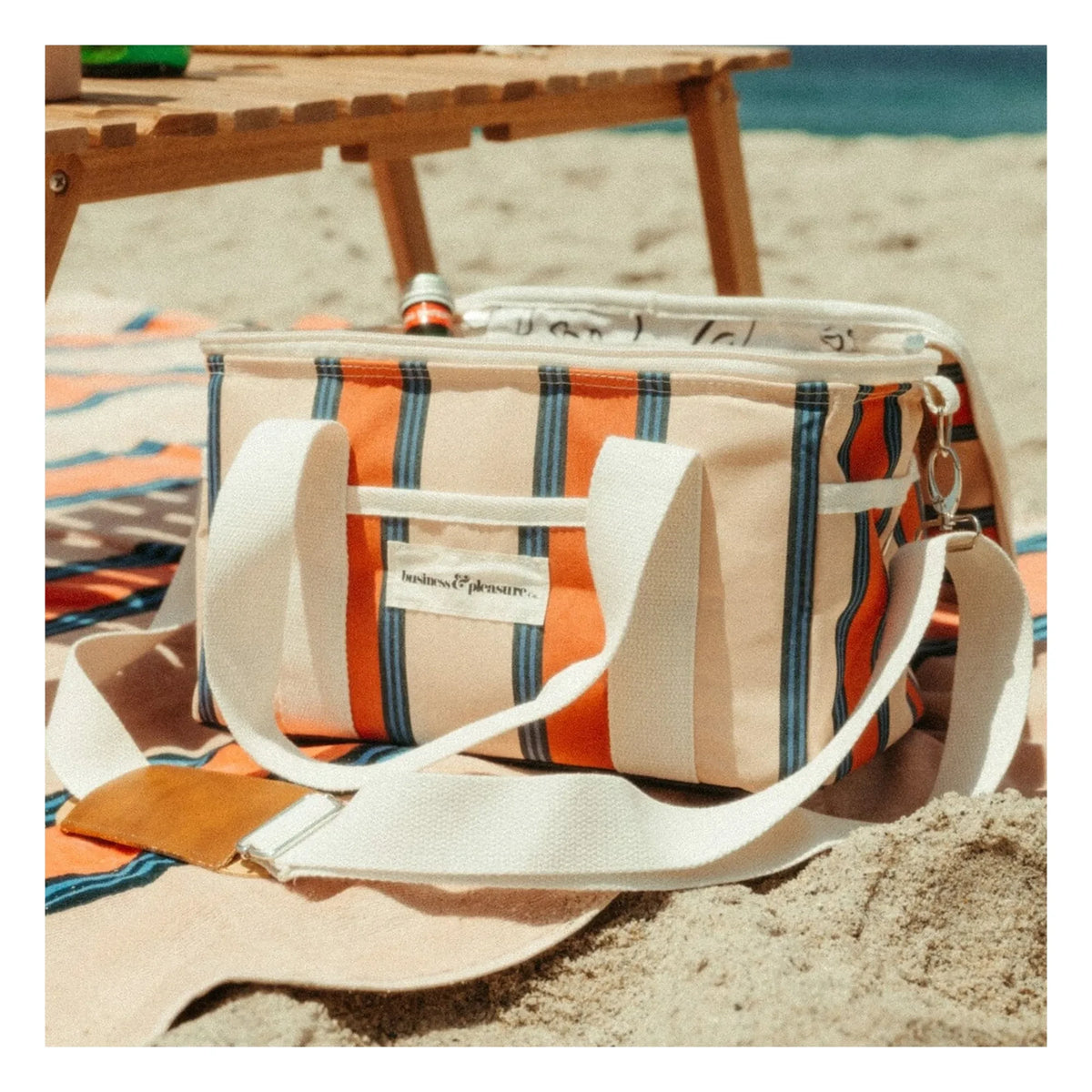 Business & Pleasure Co. - Premium soğutucu | Pembe
