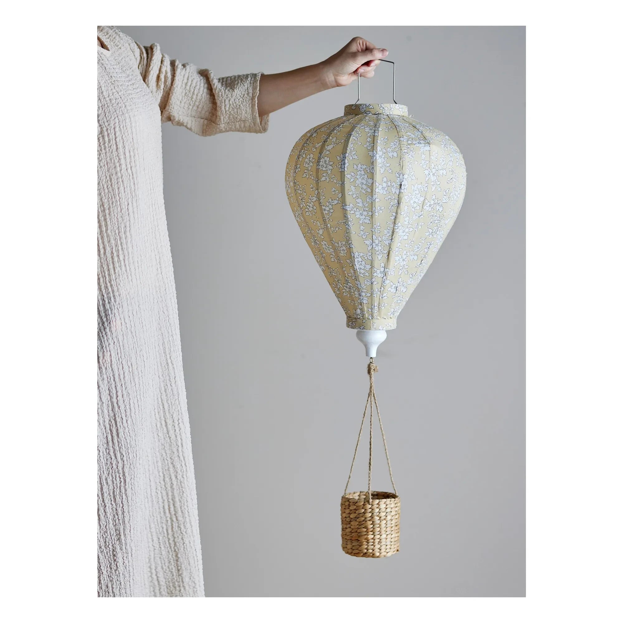 Bloomingville Mini - Mobile Pomp | Soluk sarı
