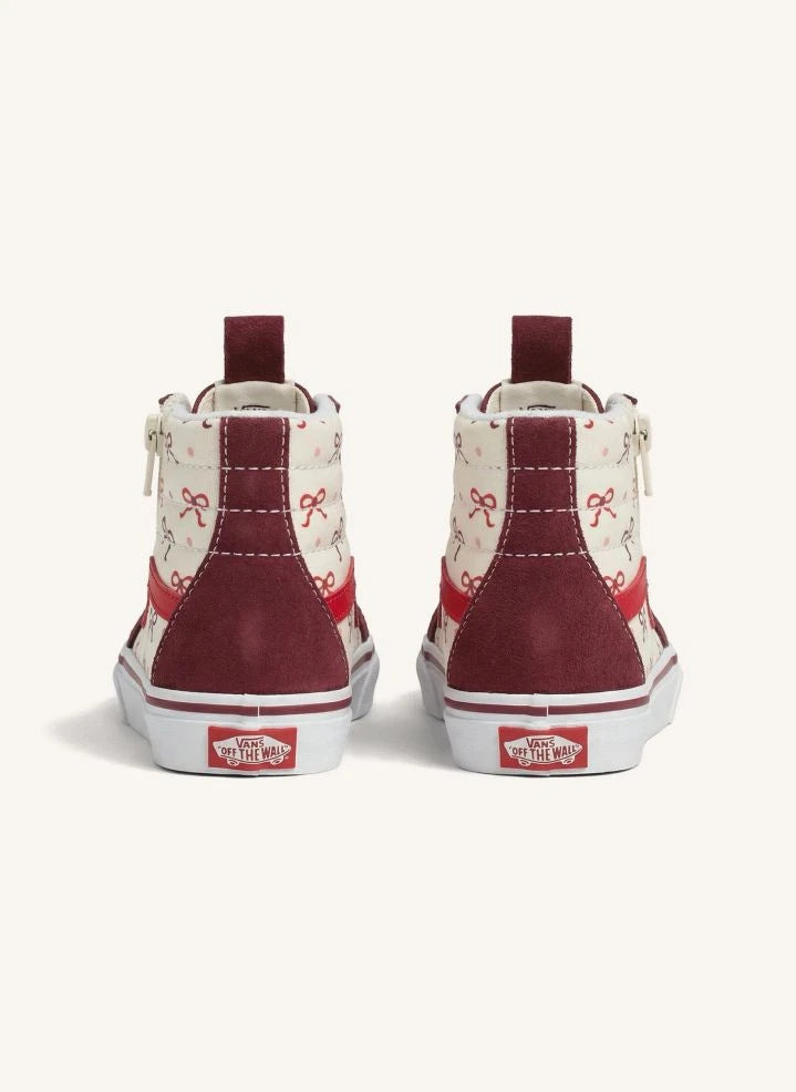 فانس - سنيكرز بربري SK8-Hi بإصدار سحاب جانبي وأربطة كاحل