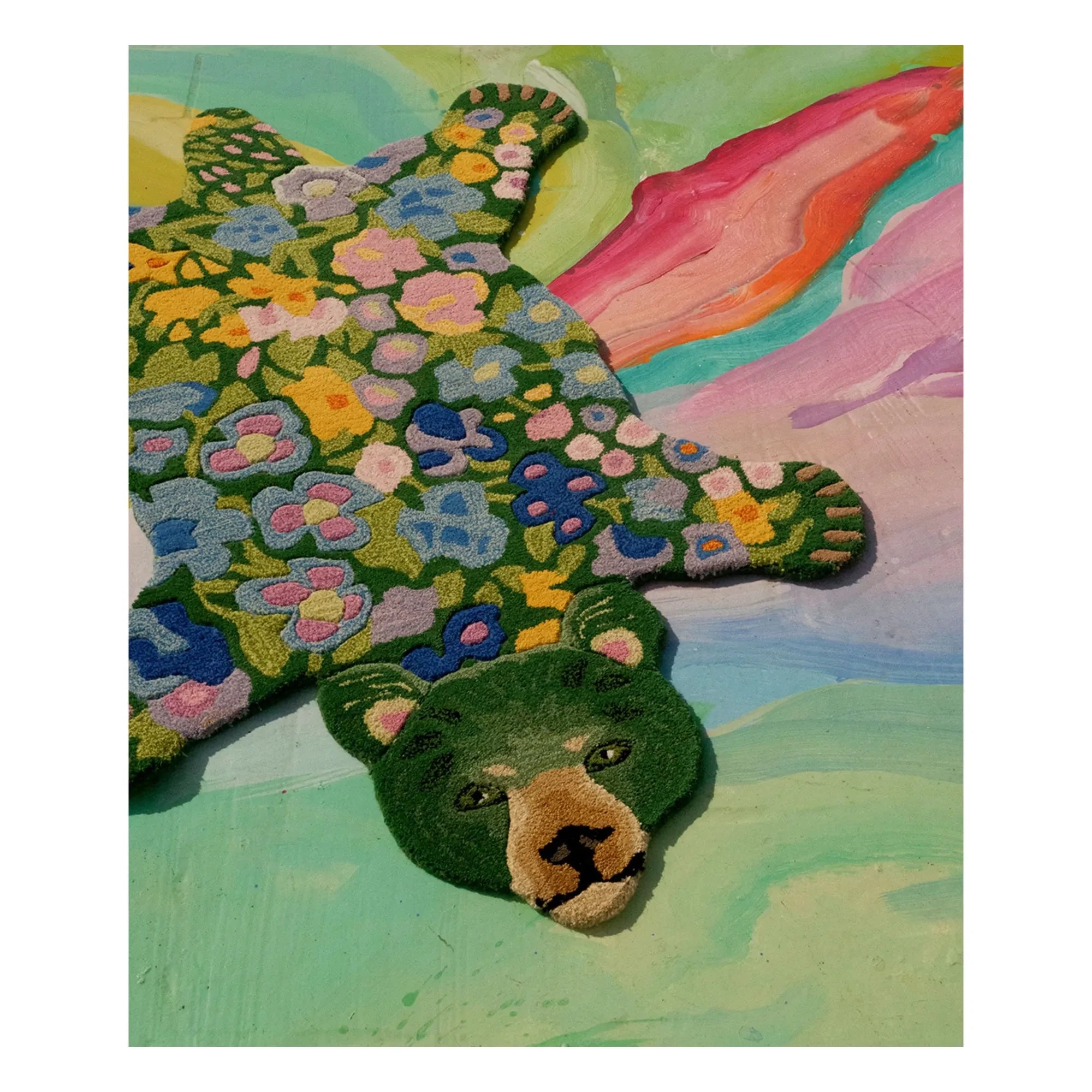Doing Goods - Wool bear rug Josie Jardin | Yeşil