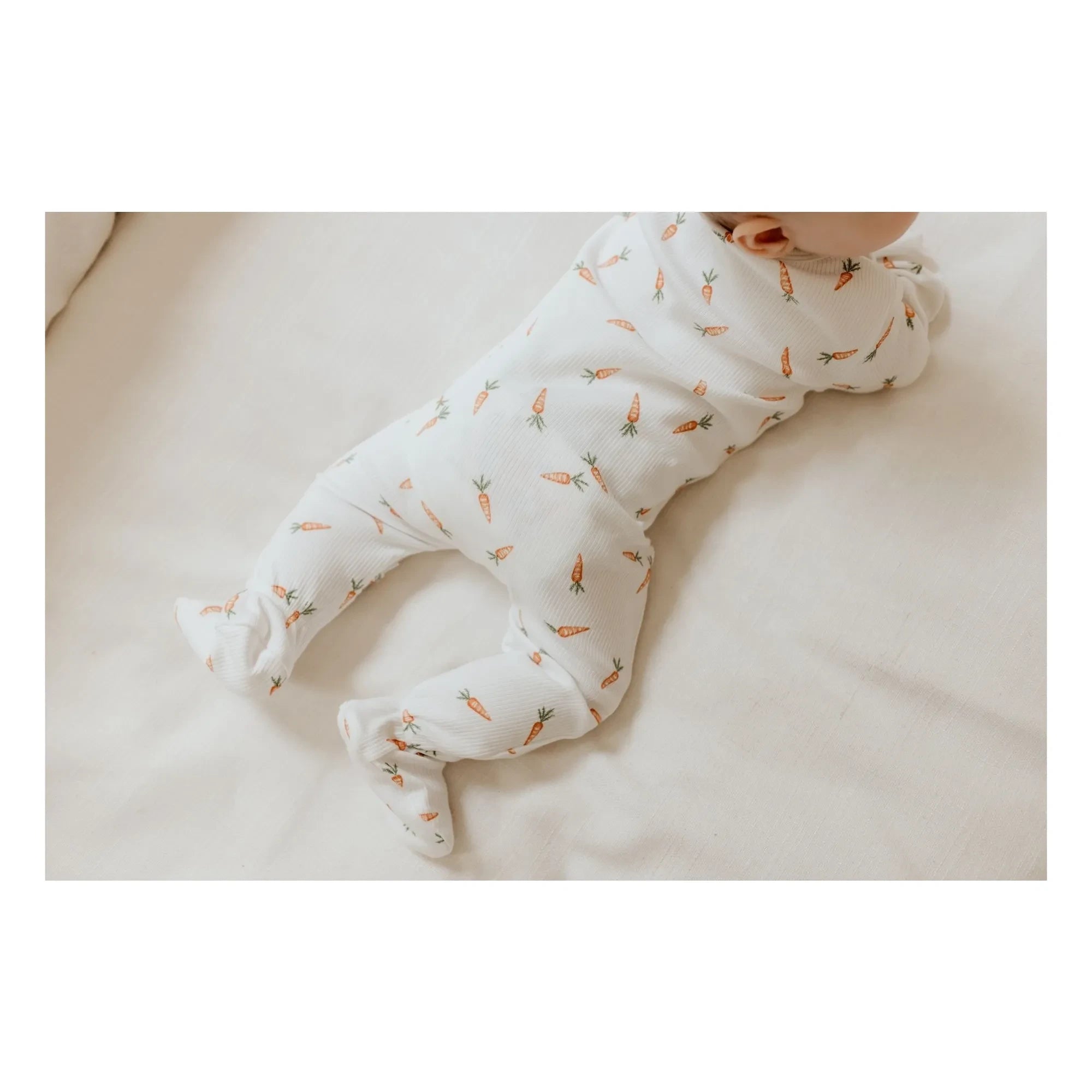 Petit Lem - Havuç Ayaklı Pijama, Fitilli Organik Pamuk | Beyaz